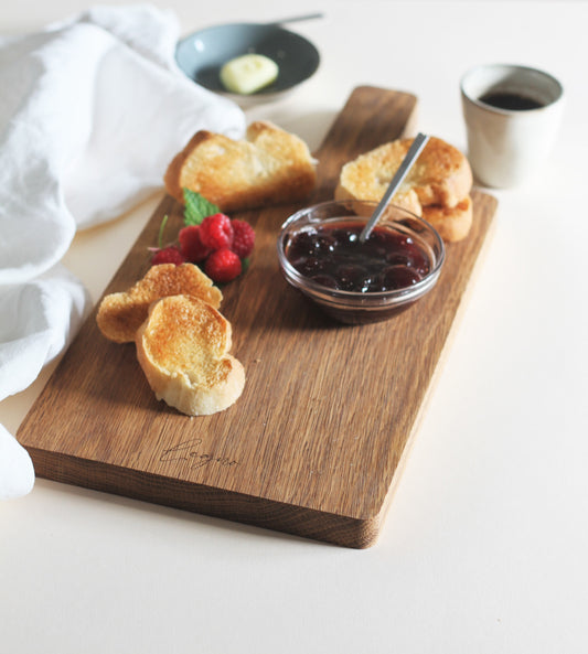 Serving board in Oak Wood - LINE